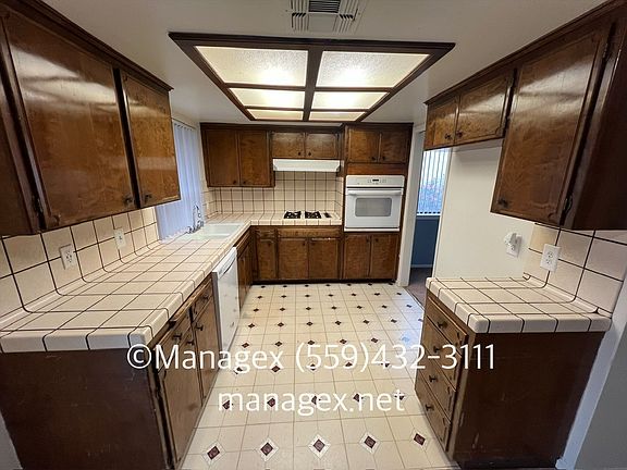 5th image of 5910 E Madison Ave