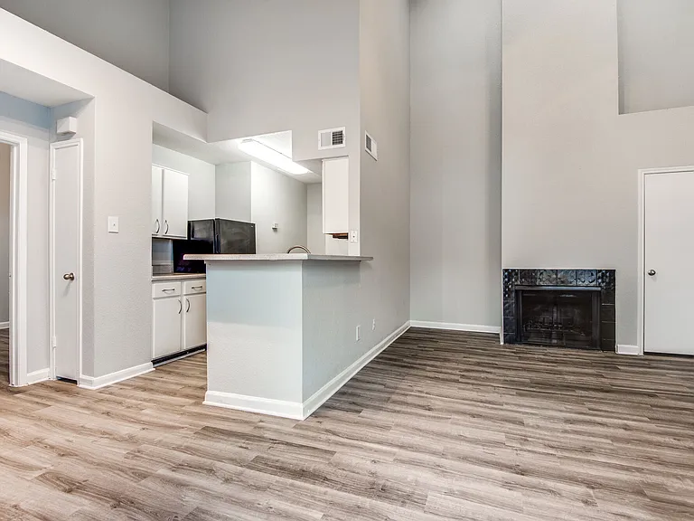 14135 Champions Dr — Photo 19