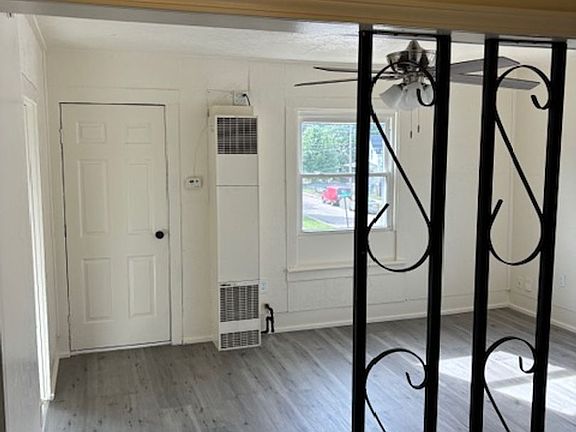 5th image of 1322 Alpine Ave NW APT 2