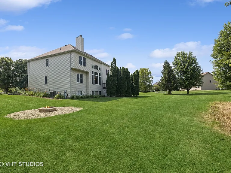2327 Flat Rock Ct — Photo 27