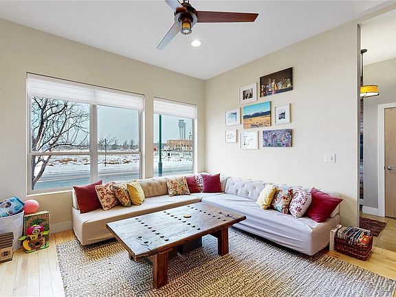5th image of 8451 E 33rd Avenue