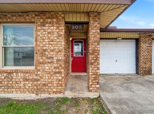 305 Toepperwein Rd, Converse, TX 78109