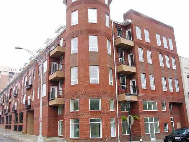 1st image of 360-209 S Elm St