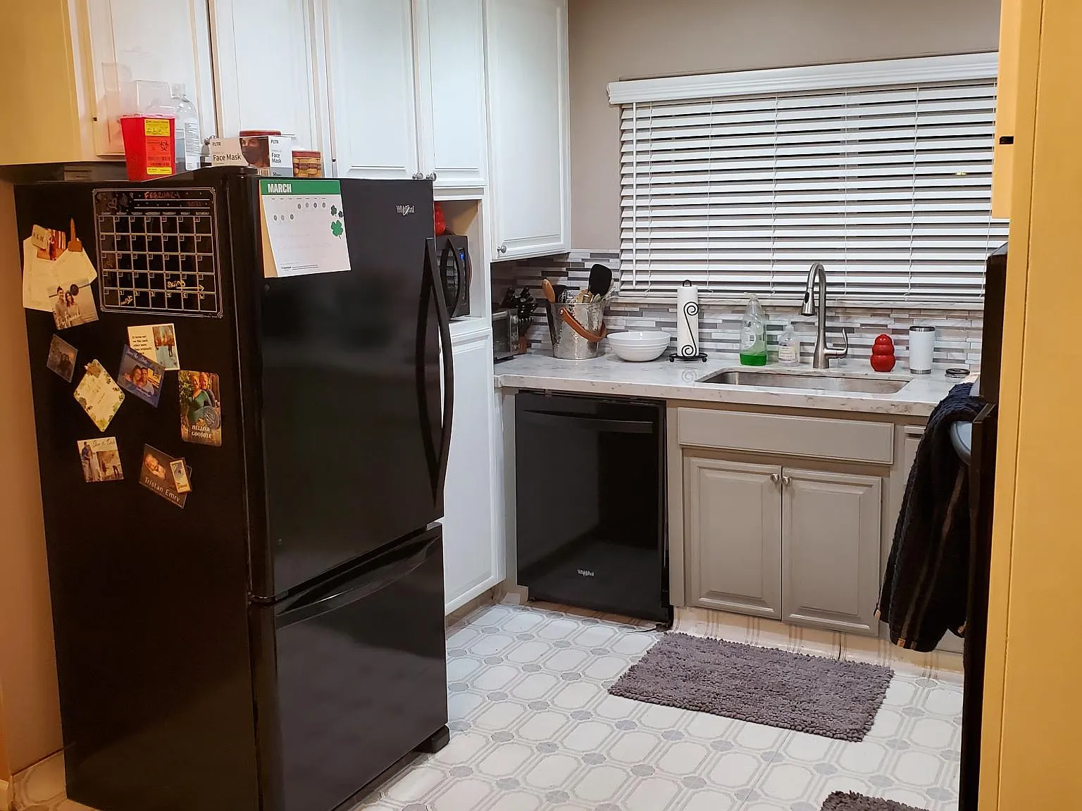 1579 Laverne Way — Photo 3