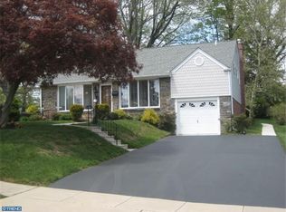 2223 Rhonda Rd, Broomall, PA 19008