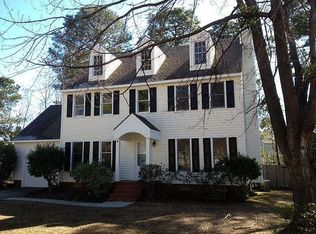 1905 Pine Tree Dr, New Bern, NC 28562