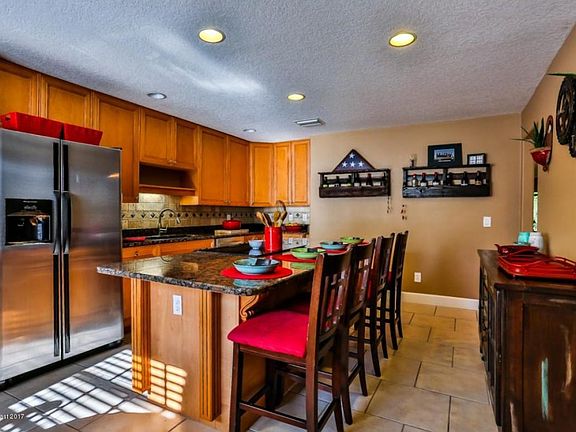 4th image of 2587 Sykes Creek Dr