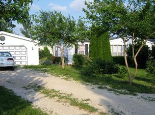 746 Moffet Rd, Paw Paw, IL 61353