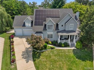 1001 Scarlet Bend Ct, Saint Louis, MO