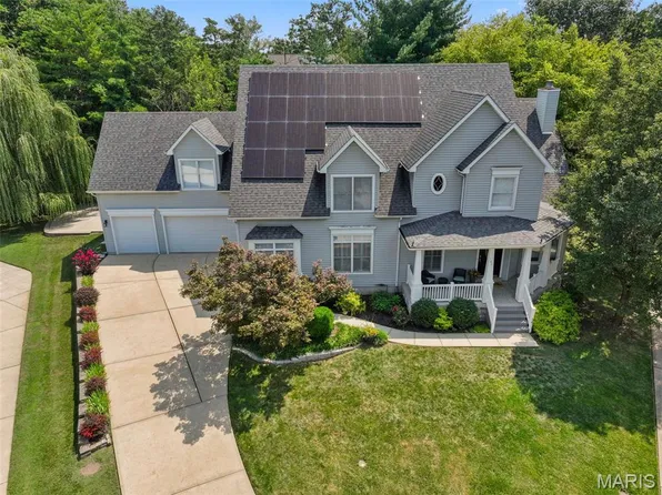 1001 Scarlet Bend Ct, Saint Louis, MO 63122
