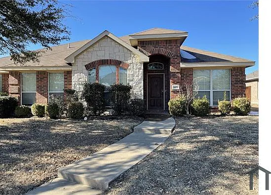 3201 Silver Springs Way — Photo 1