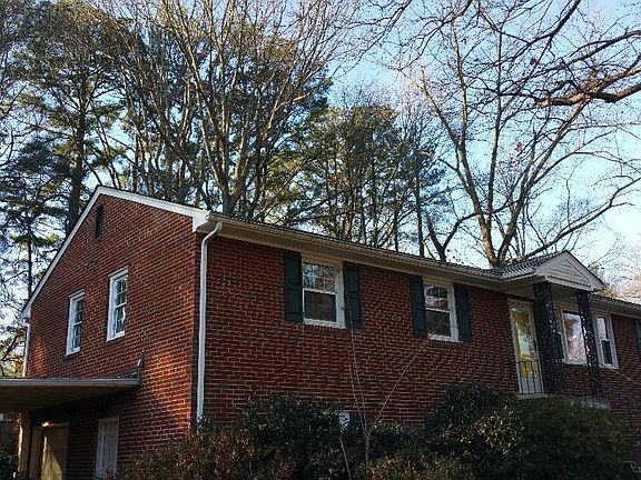 Front yard with side carport