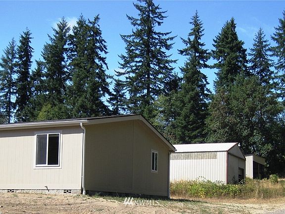 4th image of 2345 Yakima Street
