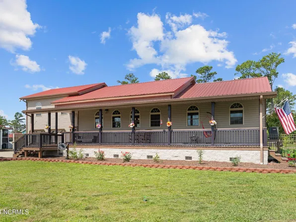 40 Beach Road S, Belhaven, NC 27810
