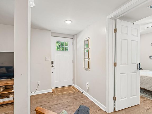 5th image of 1362 Willivee Dr #B