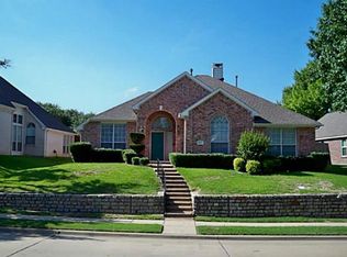 421 Winged Foot Ln, Garland, TX 75044