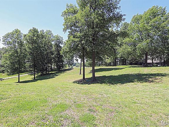 2nd image of 2145 Ridge Rd