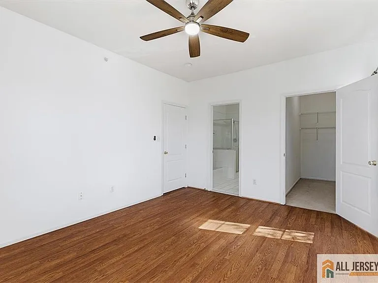 932 Del Negro Ct #932 — Photo 20