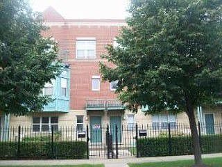 2nd image of 4538 S Woodlawn Ave #4-10