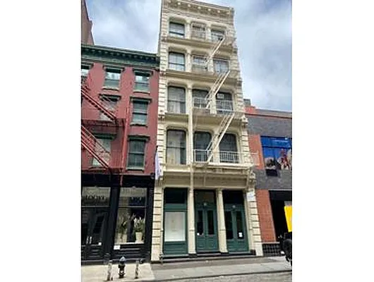 Rented by Douglas Elliman | media 29