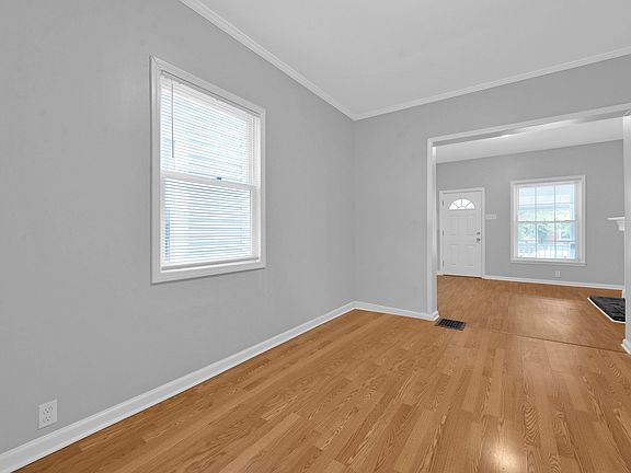 4th image of 342-344 E Morrill Ave