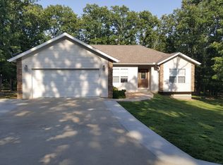 136 Silver Spur Ct, Camdenton, MO 65020