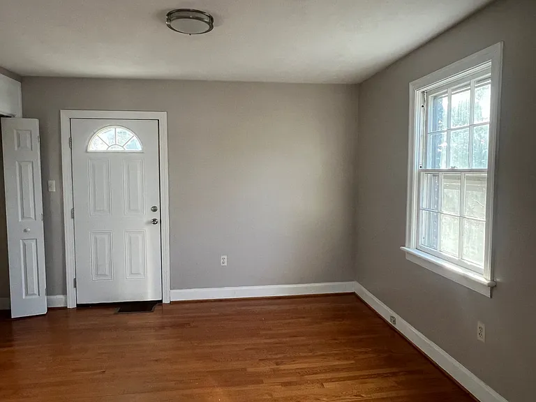 1119 Chestnut Hill Dr — Photo 13