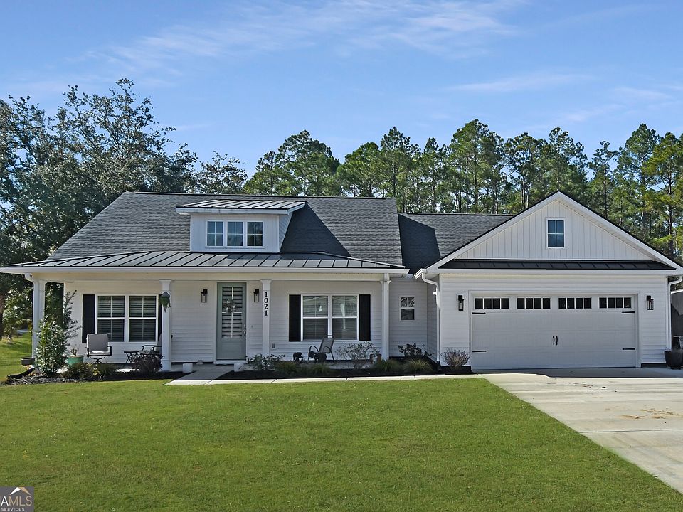 1st image of 1021 Kyles Loop NE
