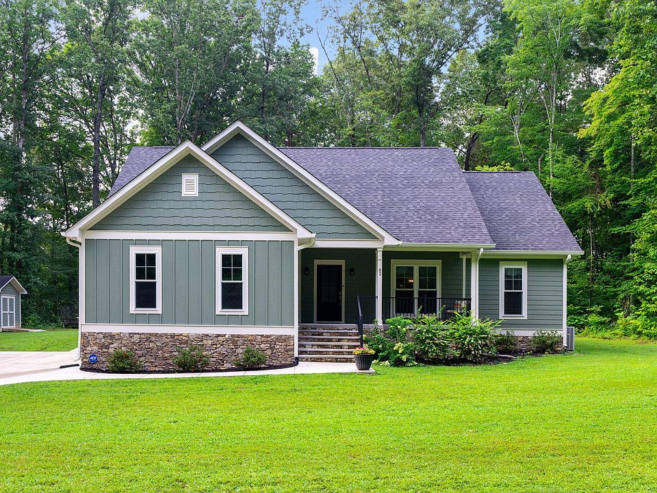 1st image of 82 Golf Villa Dr