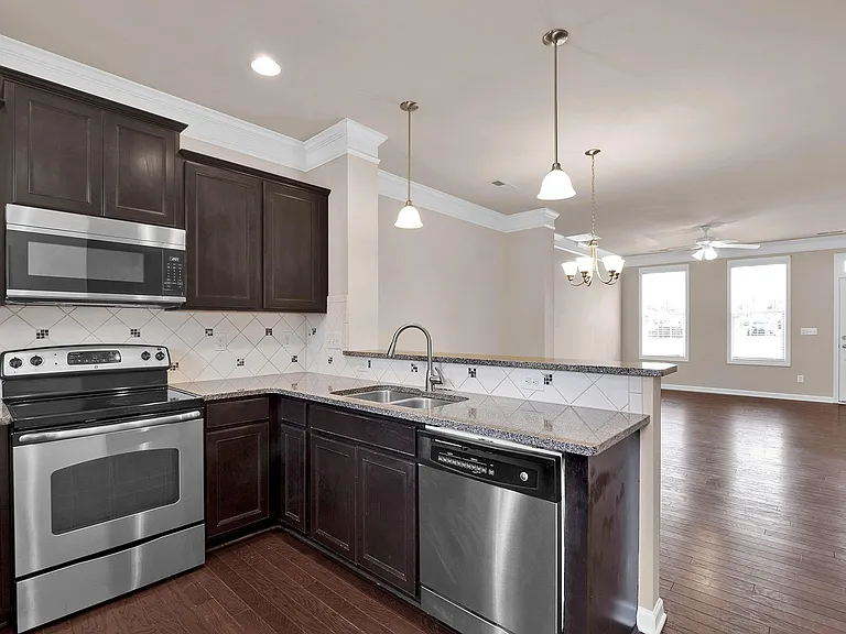 11012 Cedar Walk Ln — Photo 12