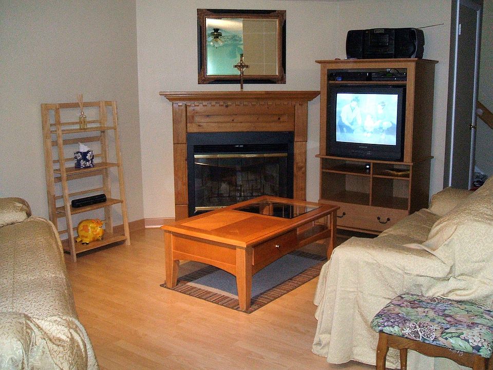 3906 Fireplace