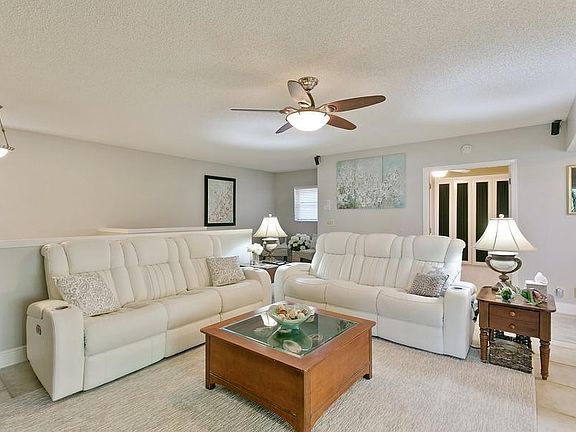 5th image of 17081 Waterbend Dr APT 226