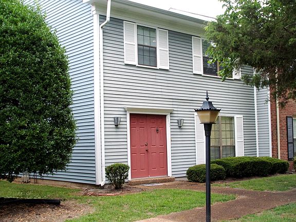 2nd image of 1111 E Northfield Blvd