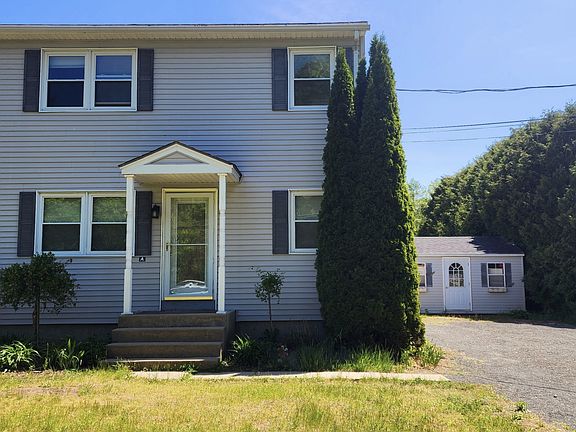 2nd image of 589 Leyden Rd #1