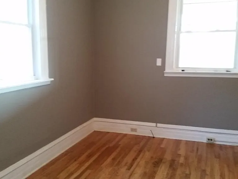 1912 Vine St — Photo 7