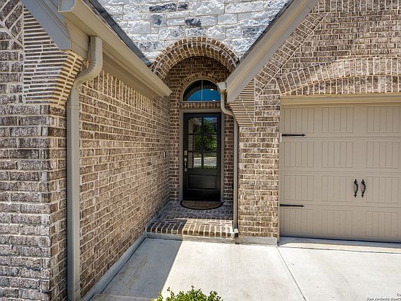 4th image of 2221 Elysian Trail