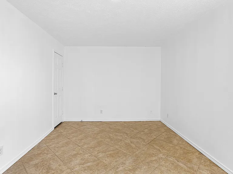 5727 Richmond Ave, — Photo 8