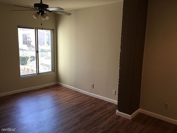 3rd image of 1014 Marion St #3339366