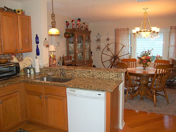 4th image of 1603 Pga Blvd