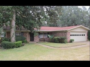 244 Grandview Ave, Valparaiso, FL 32580