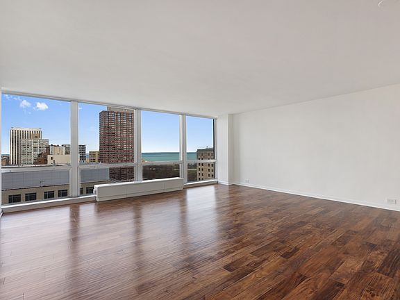 3rd image of 330 W Diversey Pkwy APT 1806