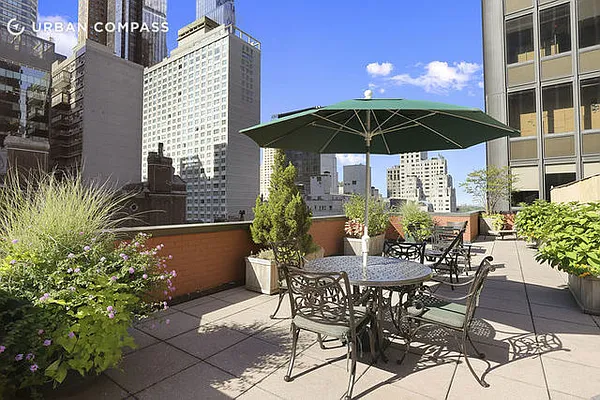 Rented by Compass | media 17