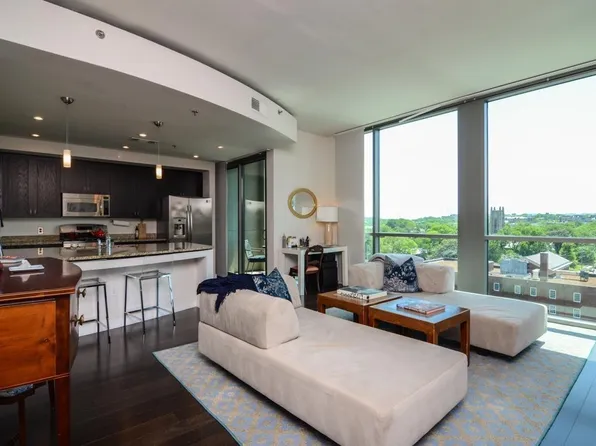 900 20th Ave S APT 904, Nashville, TN 37212