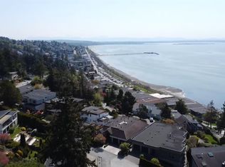 14433 Sunset Ln, White Rock, BC V4B5J7