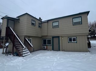 r2702, Yakima, WA 98902
