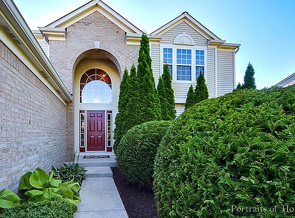 2nd image of 11609 Glenn Cir