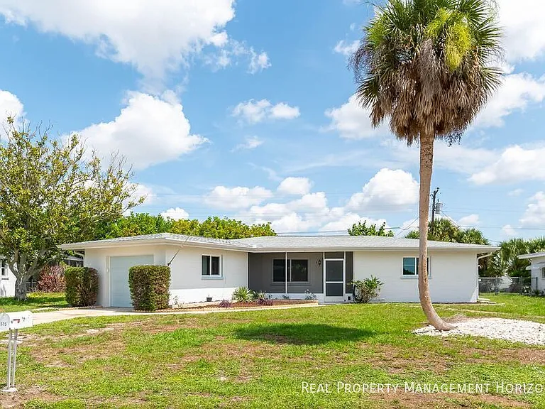 535 Oxford Dr — Photo 1