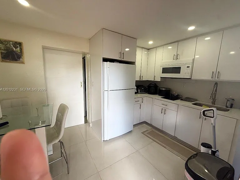 5591 W 2nd Ave #3 — Photo 3
