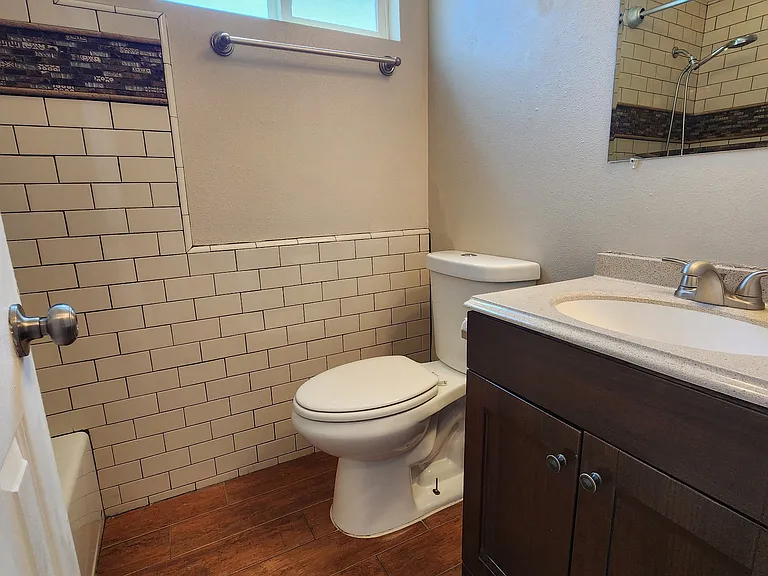 33680 Avenue C — Photo 6