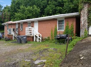 842 & 844 Cumberland Dr, Clarksville, TN 37040